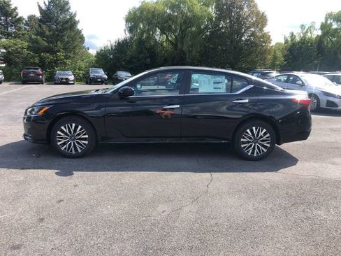 New 2025 Nissan Altima 2.5 SV w/ SV Premium Package image 8