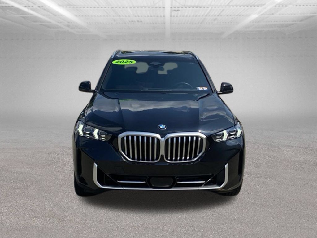 Used 2025 BMW X5 xDrive40i w/ Climate Comfort Package AWD/4WD image 9
