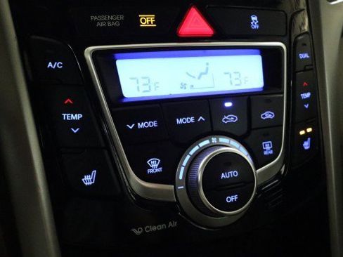 Used 2013 Hyundai Elantra GT w/ Tech Pkg image 17