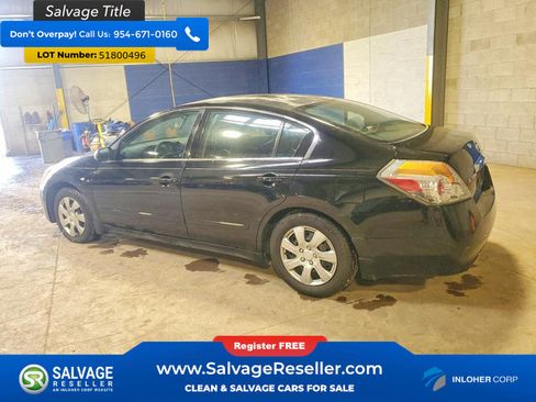 Used 2011 Nissan Altima 2.5 S FWD image 3
