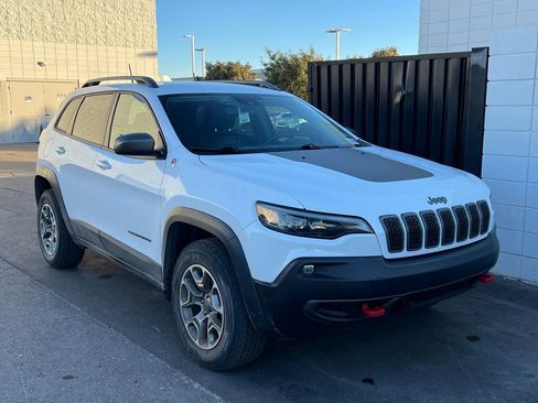 Used 2021 Jeep Cherokee Trailhawk image 38