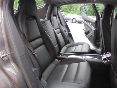 Used 2015 Porsche Panamera 4 AWD/4WD image 11