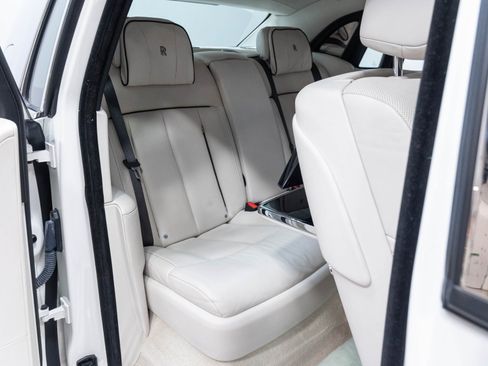 Used 2019 Rolls-Royce Phantom Sedan RWD image 69
