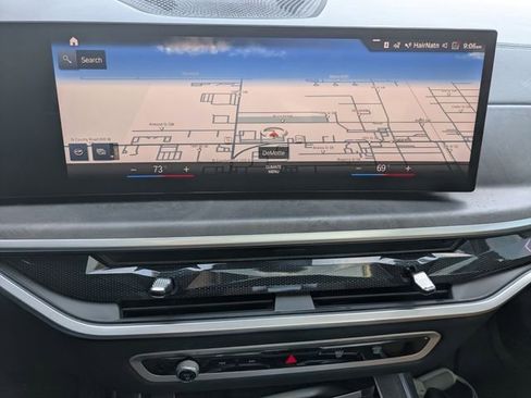 Used 2023 BMW X7 xDrive40i w/ Premium Package image 25