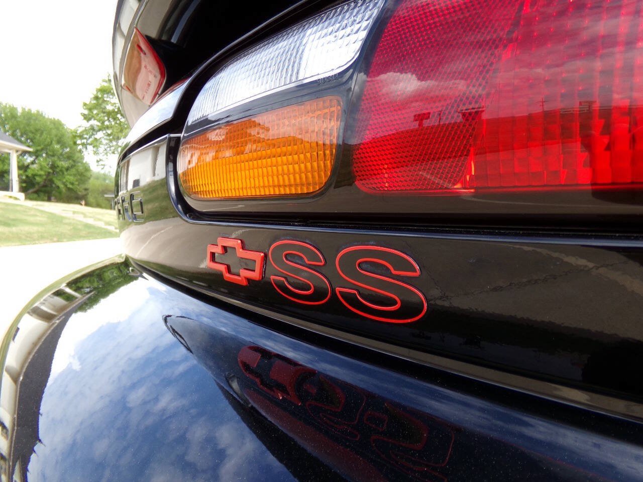 Used 1997 Chevrolet Camaro SS w/ SS Alteration Pkg RWD image 35
