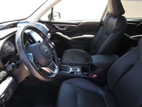 Used 2020 Subaru Forester Limited AWD/4WD image 14