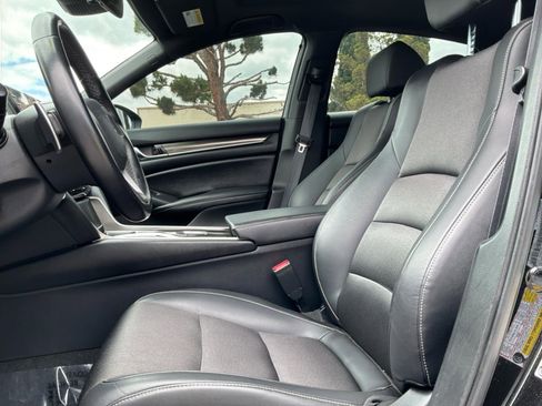 Used 2022 Honda Accord Sport image 17
