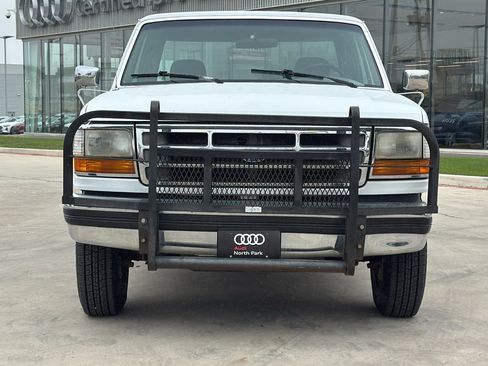 Used 1994 Ford F250 XL image 2