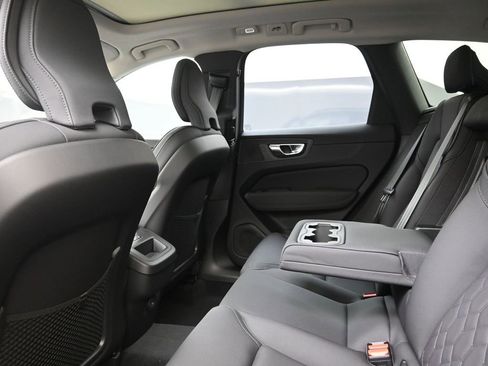 New 2026 Volvo XC60 B5 Plus w/ Climate Package image 18