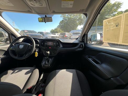 Used 2018 RAM ProMaster City Tradesman FWD image 25