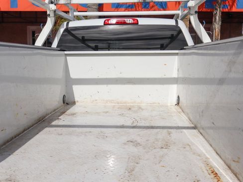 Used 2018 Chevrolet Silverado 2500 W/T w/ WT Convenience Package image 8