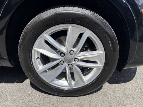 Used 2018 Audi Q3 2.0T Premium w/ Convenience Package AWD/4WD image 15