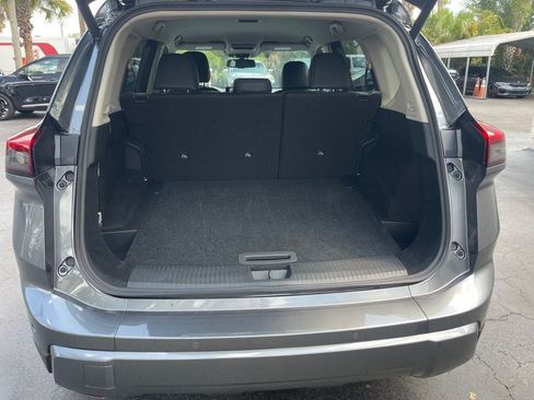 Used 2026 Nissan Rogue SL FWD image 5