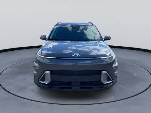 Used 2025 Hyundai Kona SEL AWD/4WD image 2