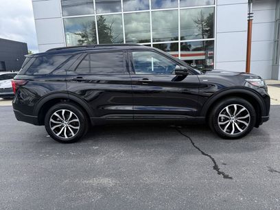 Used 2025 Ford Explorer ST-Line