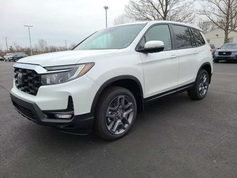 Used 2023 Honda Passport EX-L image 3