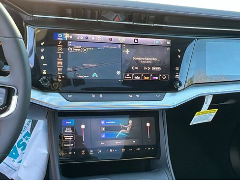 Used 2024 Jeep Wagoneer Launch Edition image 33