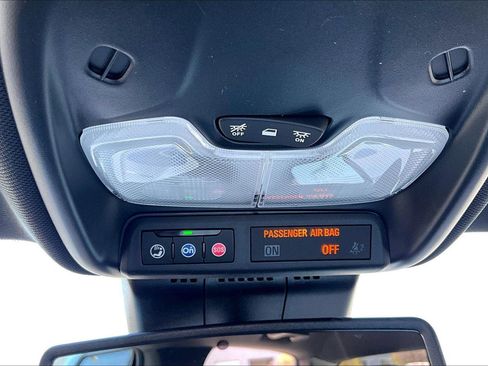 New 2026 GMC Canyon AT4 w/ AT4 Premium Package AWD/4WD image 19