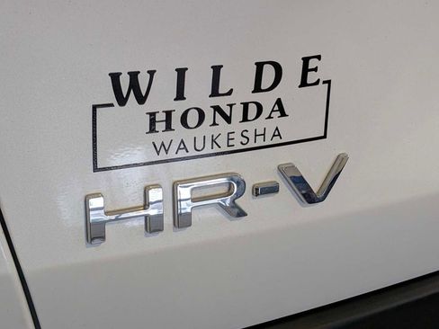 Used 2023 Honda HR-V LX image 12