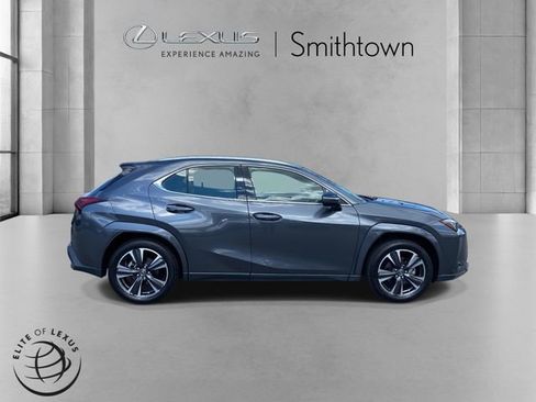 Certified 2023 Lexus UX 250h AWD w/ Accessory Package (Z2) image 4