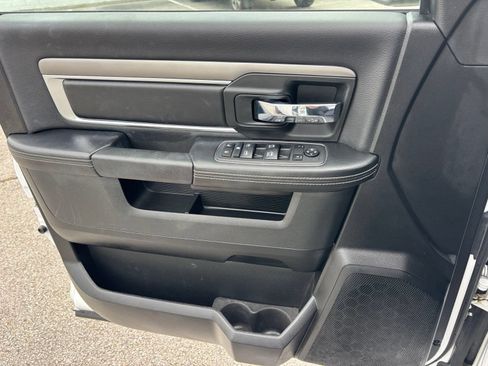 Used 2023 RAM 1500 Warlock AWD/4WD image 7
