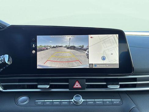 New 2026 Hyundai Elantra Limited FWD image 20