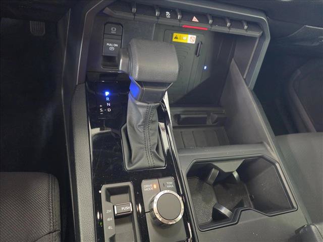 Used 2026 Toyota Tundra SR5 w/ SX Package AWD/4WD image 12
