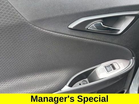 Used 2024 Chevrolet Malibu LT FWD image 32