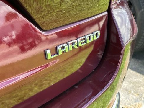 Used 2024 Jeep Grand Cherokee Laredo X w/ Trailer Tow Package AWD/4WD image 14