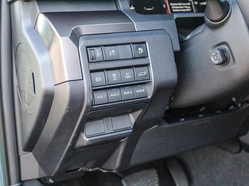 Used 2025 Toyota 4Runner TRD Off-Road Premium AWD/4WD image 19