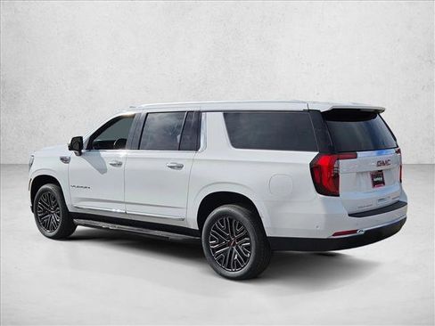 New 2026 GMC Yukon XL Elevation AWD/4WD image 9