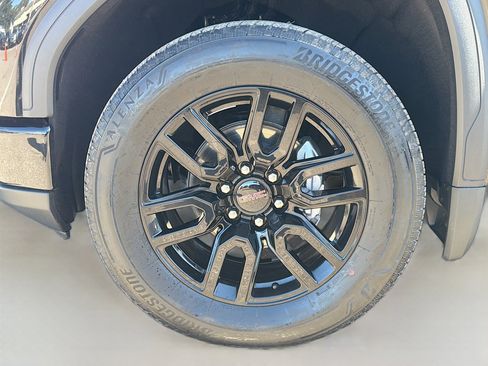 Used 2023 GMC Sierra 1500 Elevation w/ LPO, Elevation Black Package image 41