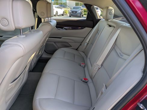 Used 2014 Cadillac XTS Luxury w/ Driver Awareness Package image 17