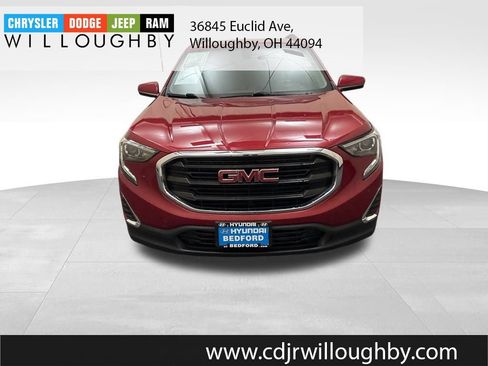 Used 2018 GMC Terrain SLE w/ Driver Convenience Package AWD/4WD image 2