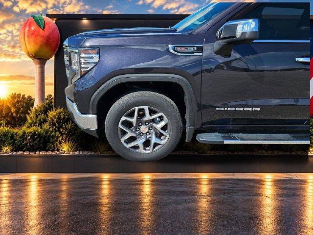 Used 2023 GMC Sierra 1500 SLT w/ SLT Premium Plus Package AWD/4WD image 27