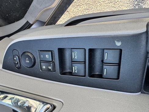 Used 2014 Honda Odyssey EX-L image 7