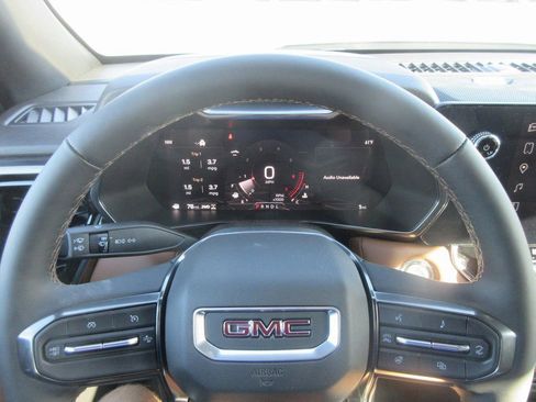 New 2026 GMC Canyon AT4 w/ Technology Plus Package image 18