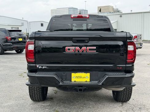 Used 2024 GMC Canyon AT4 w/ Technology Package AWD/4WD image 6