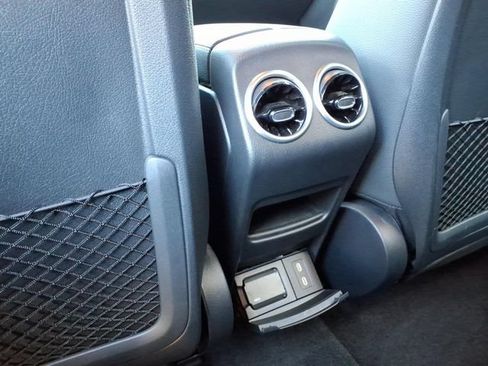 Certified 2025 Mercedes-Benz EQB 300 4MATIC image 19