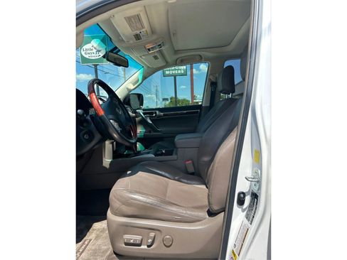 Used 2011 Lexus GX 460 image 11