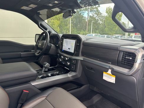 New 2025 Ford F150 Lariat w/ Equipment Group 501A Mid image 39