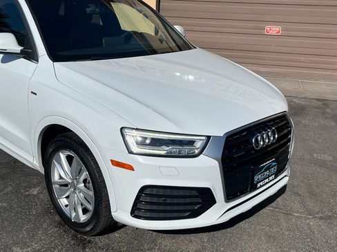 Used 2018 Audi Q3 2.0T Premium Plus w/ Premium Plus Package AWD/4WD image 10