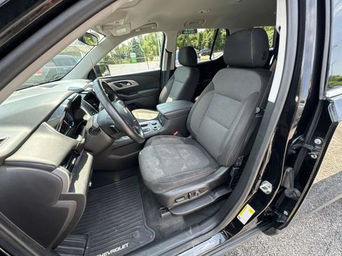 Used 2019 Chevrolet Traverse LT AWD/4WD image 13