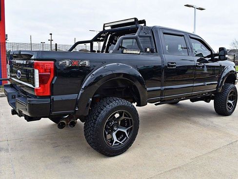 Used 2019 Ford F250 Lariat w/ Lariat Ultimate Package AWD/4WD image 5