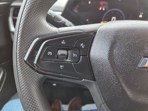 Used 2025 Chevrolet TrailBlazer LT w/ LT Cold Weather Package image 36