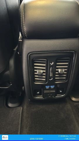 Used 2015 Jeep Grand Cherokee SRT w/ Luxury Group II AWD/4WD image 17