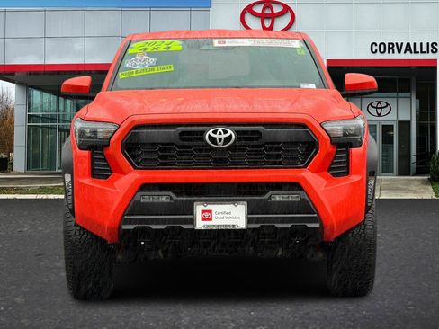 Certified 2024 Toyota Tacoma TRD Off-Road image 9