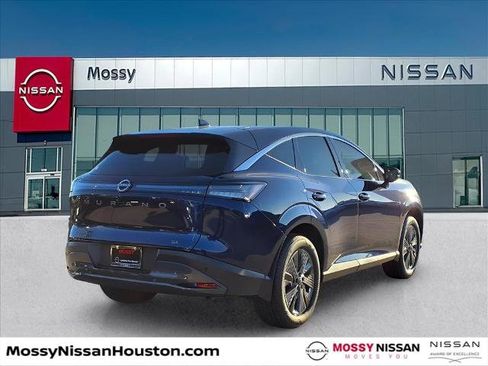 Certified 2025 Nissan Murano SL image 7