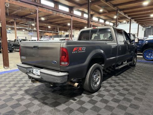 Used 2005 Ford F250 XLT image 5