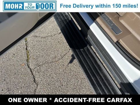 Used 2021 GMC Yukon Denali w/ Denali Premium Package image 11